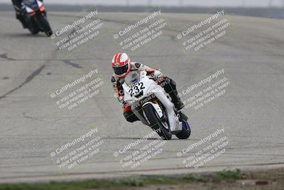 media/Nov-29-2025-TrackDaz (Sat) [[10ae2d9bce]]/B Group/Session 3 (Outside Grapevine)/